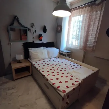 Yourhomeinperaia Apartmán Peraía